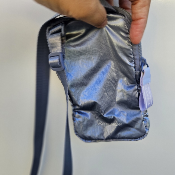 Metallic Grey Crossbody Pouch - Picture 3 of 5